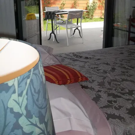 In Guest - Luxury Guest Room, Private Entrance, Shower Room, Wc, Terrace, Private Gæstehus *